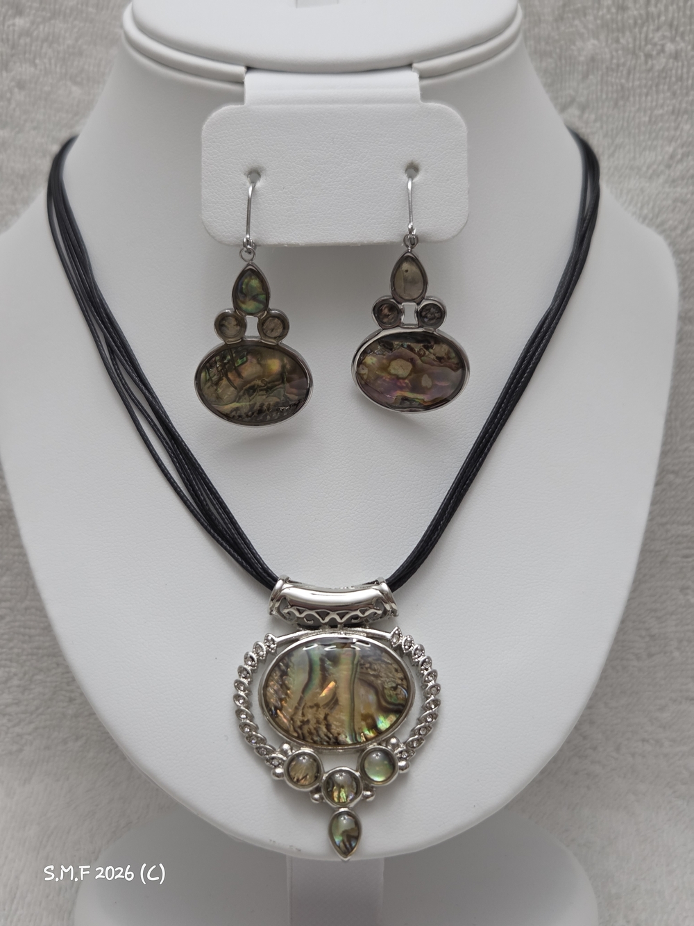 Abalone Inlay Shell Pendant Necklace and Earrings Set in Stainless Steel